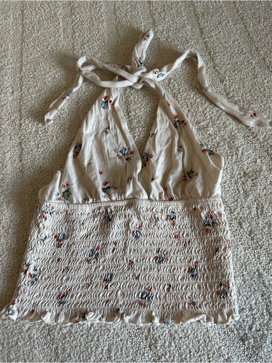 American Eagle Outfitters Tops - American Eagle Floral Halter Top with Adjustable Neck Tie